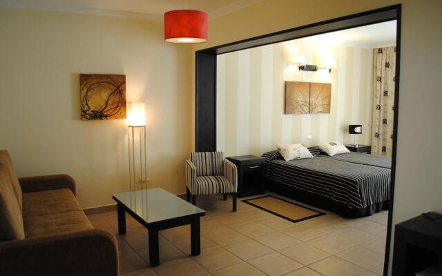 Hotel La Aldea Suites