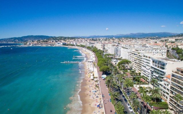 Hôtel Ibis Cannes Mouans Sartoux