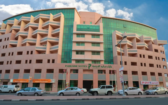 Parkside Suites Hotel Apartment