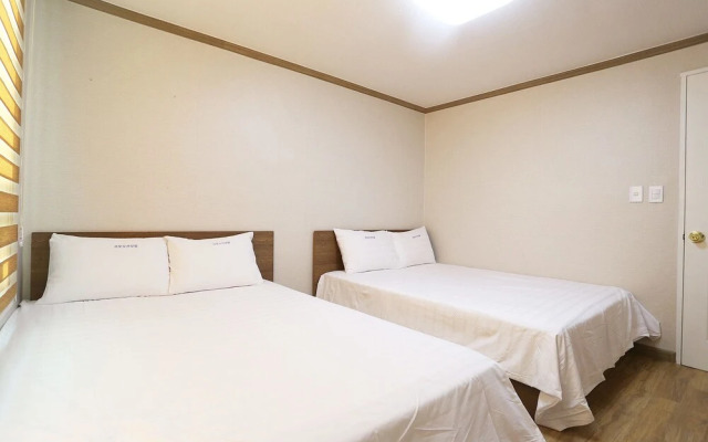 Gangneung Gyeongpodae Ocean