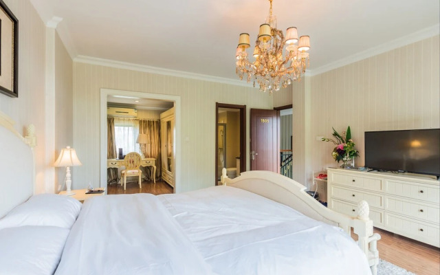 eStay Residence Phoenix City Wuzhou