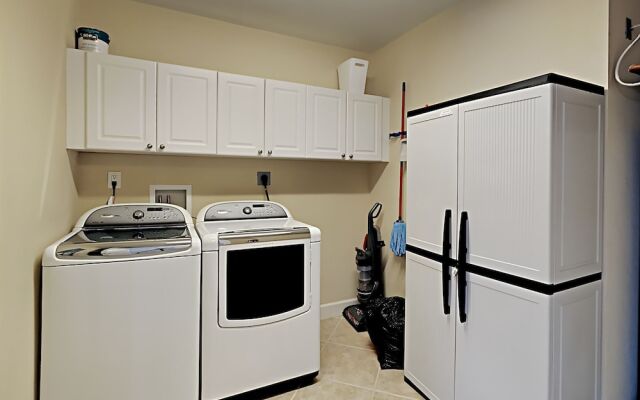 Harbor Landing #601a