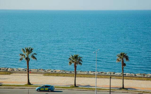 Loveliest Studio in Batumi with Terrace