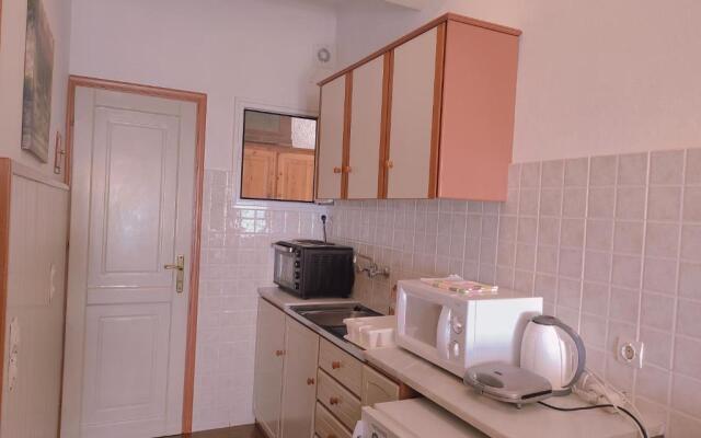 Vladimiros Apartments