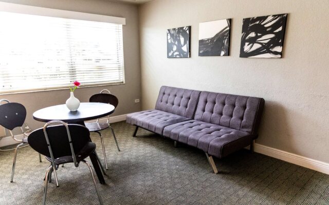Crest Hotel Suites