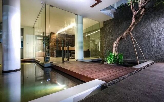 ZEN Premium Sampoerna Strategic Square