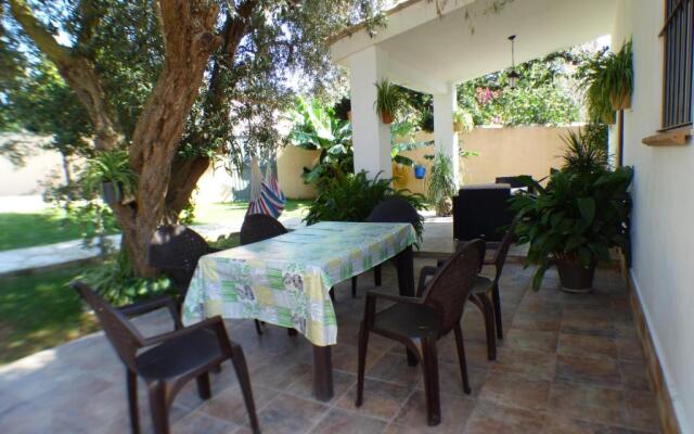 Rural house with private pool, new and beautiful garden