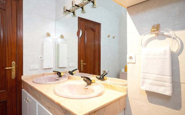 Private Villa in Cerros del Aguila Ref 86