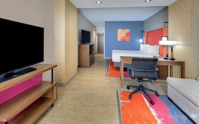 La Quinta Inn & Suites by Wyndham Lakeway