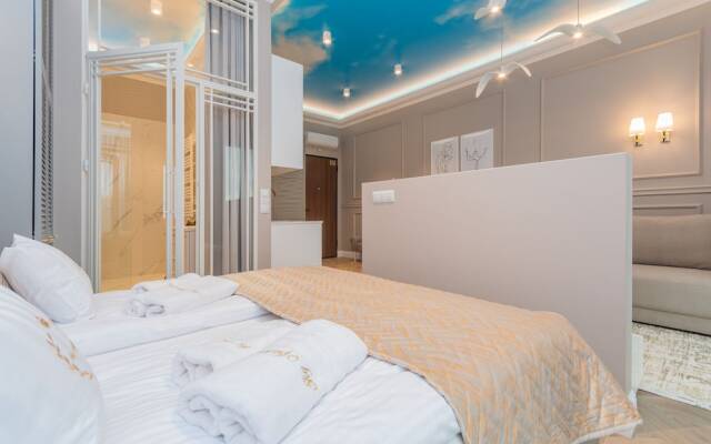 Sky Apartment by Grand Apartments
