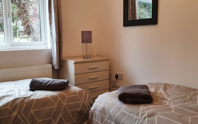 Modern Rochester 3 Bed House