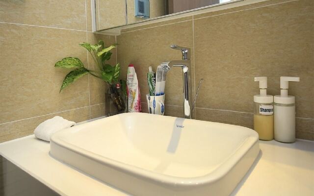 Sweet Apartment in Vinhomes Metropolis