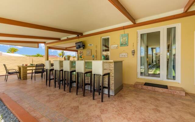 Amazing 3BR Villa w Large Private Pool Gameroom