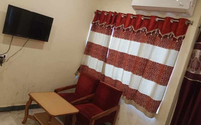 Hotel Poojith AC