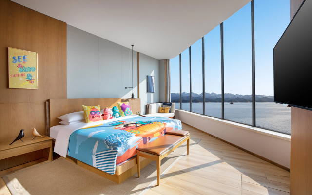 voco Thousand Island Lake by IHG