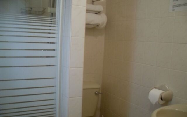 California Guest House