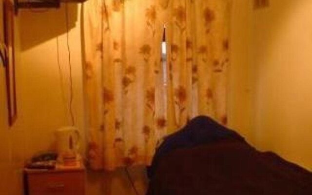 Revive Lodge Heathrow