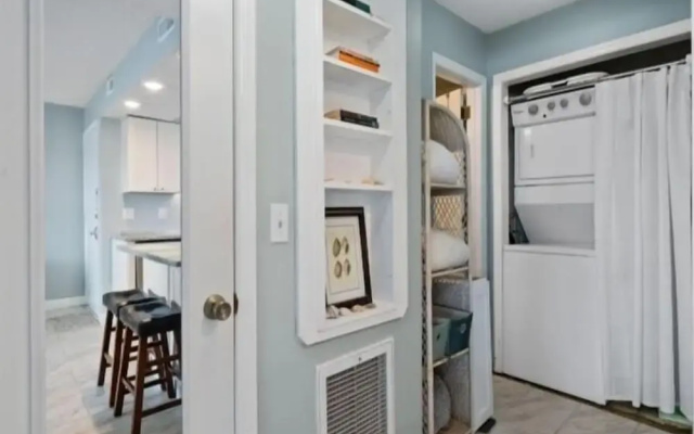 Beach Bliss 1 Bedroom Condo by RedAwning
