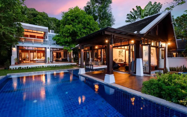 The Emerald Residence