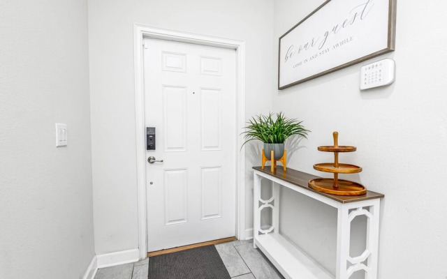 Gorgeous NEW Orlando Townhouse With Pvt Pool by Redawning