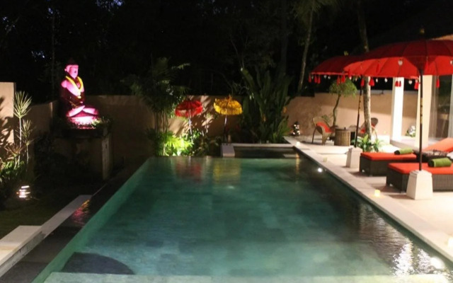 Maylie Bali Villa Bungalows