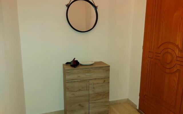 Cozy apartment for 3-6 people-Center Tripoli