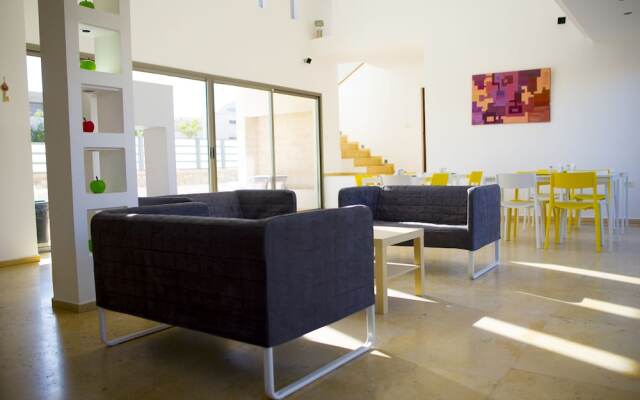 Sun And View Suites