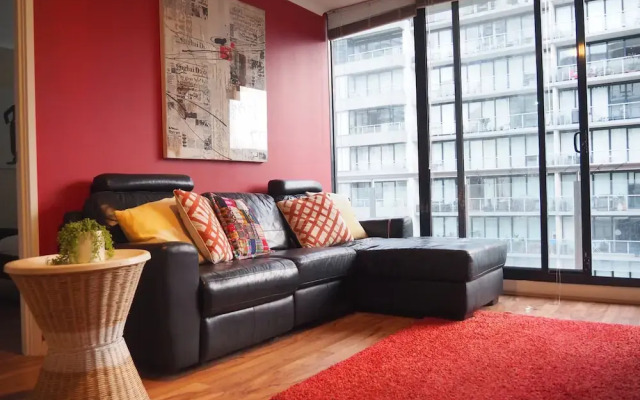 Metro Apartments South Melbourne CBD edge