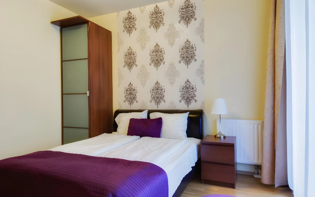 Trendy Deluxe Apartments