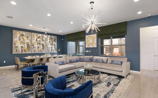 St004v: 10 Bed, Frozen, Spongebob