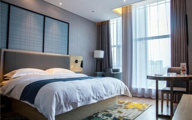 Echarm Hotel Wuhan Jiangxia Zhongbai Plaza