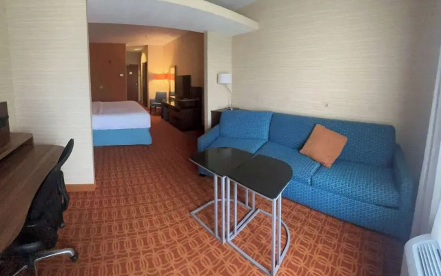 Peach Tree Inn And Suites