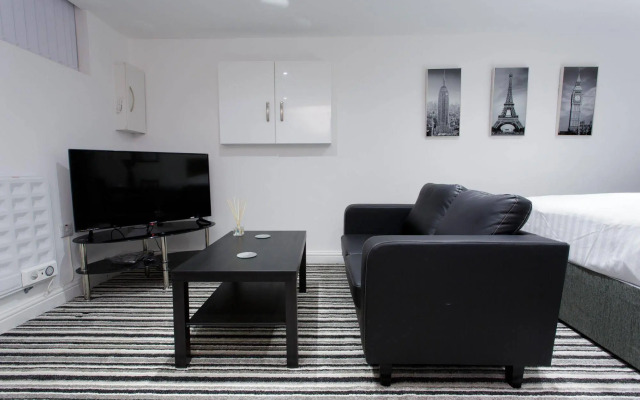 Shaftesbury Apartments