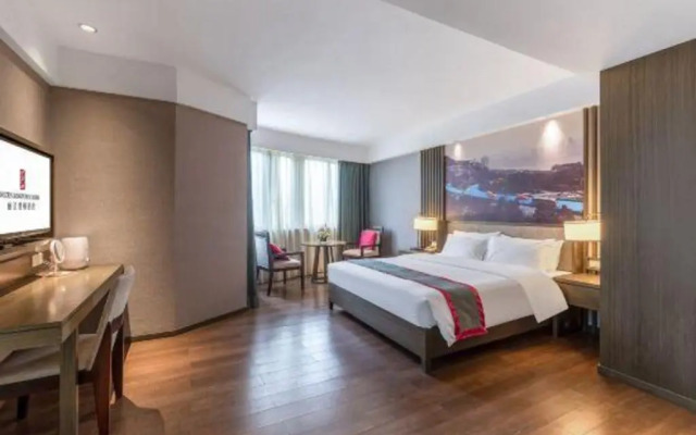 Rezen Kingtown Hotel (Chongqing Xinpaifang)