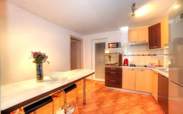 Apartments Orange Medulin