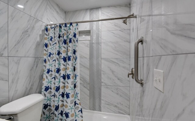 Charming Nashville Home Near Restaurants & Bars!