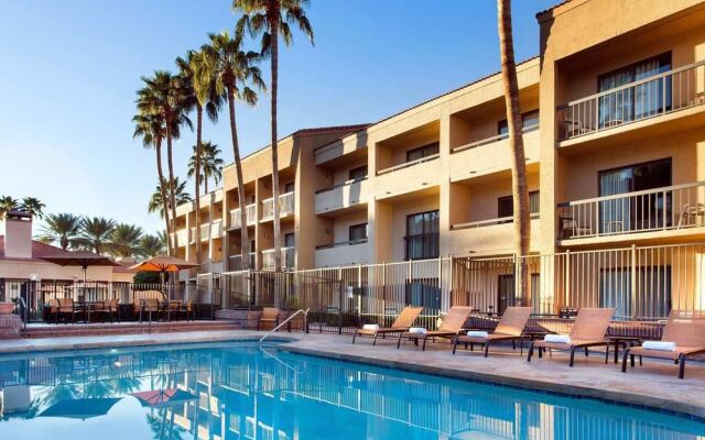 Courtyard Phoenix North