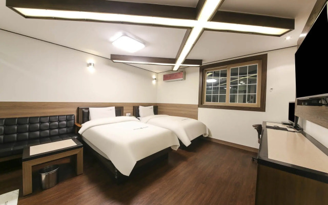 Sugar Hotel