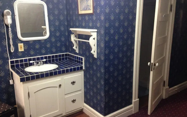 The Hostel California