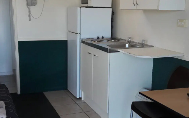 Auckland Northshore Motels & Holiday Park