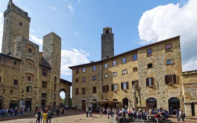 House With 3 Bedrooms in Poggibonsi, With Furnished Garden