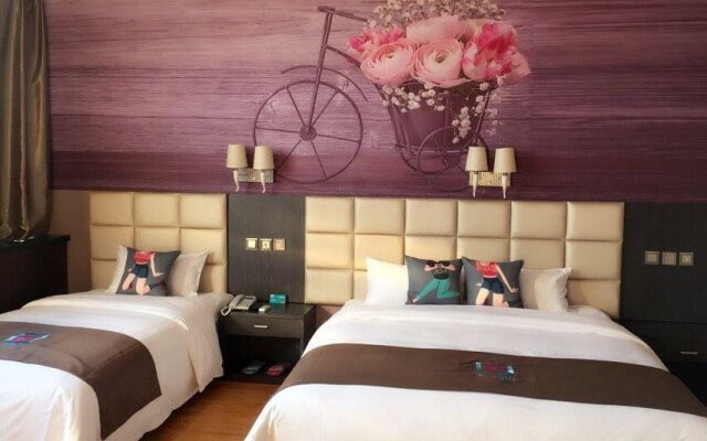 Pai Hotel Kaifeng Henan Univeristy Aquarium