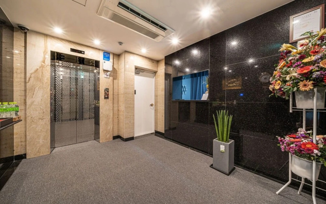 Seocho Toad Hotel