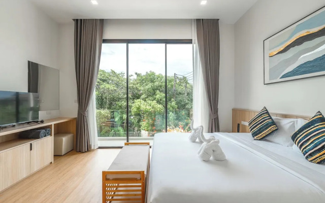 New 3BR with Pool Near Beach V190