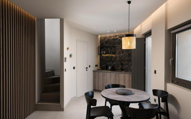 Apikia Santorini Suites - Adults Only