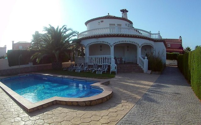 House With 5 Bedrooms in Costa del Zefir, With Wonderful sea View, Pri
