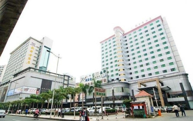 Metropolitan Hotel