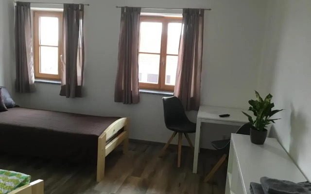 Schmid - Zimmer auf Zeit