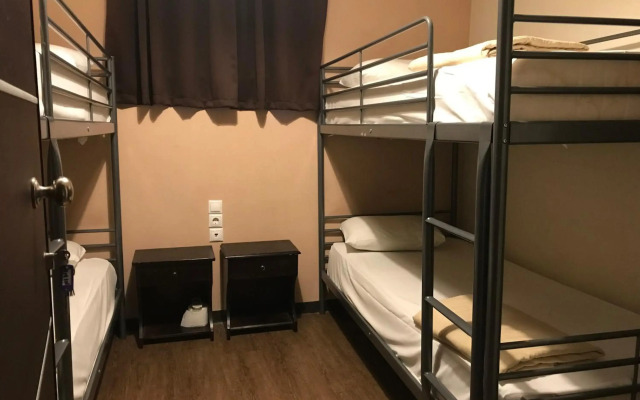 Pella Inn Hostel
