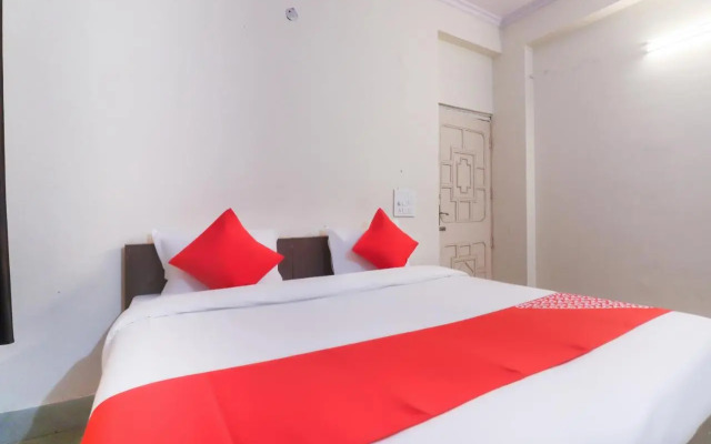 OYO 62711 Krishna Residency